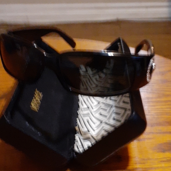 GianniVersace vintage ninety's sunglasses unisex - Picture 5 of 6